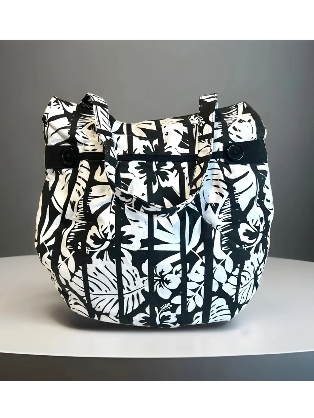 Woman Within Tropical Floral 100% Cotton Tote Black/White Button/Pleated Detail
